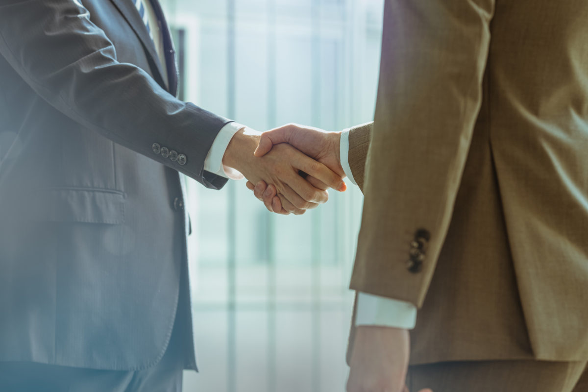 画像：裁判所経験と弁護士連携の強み